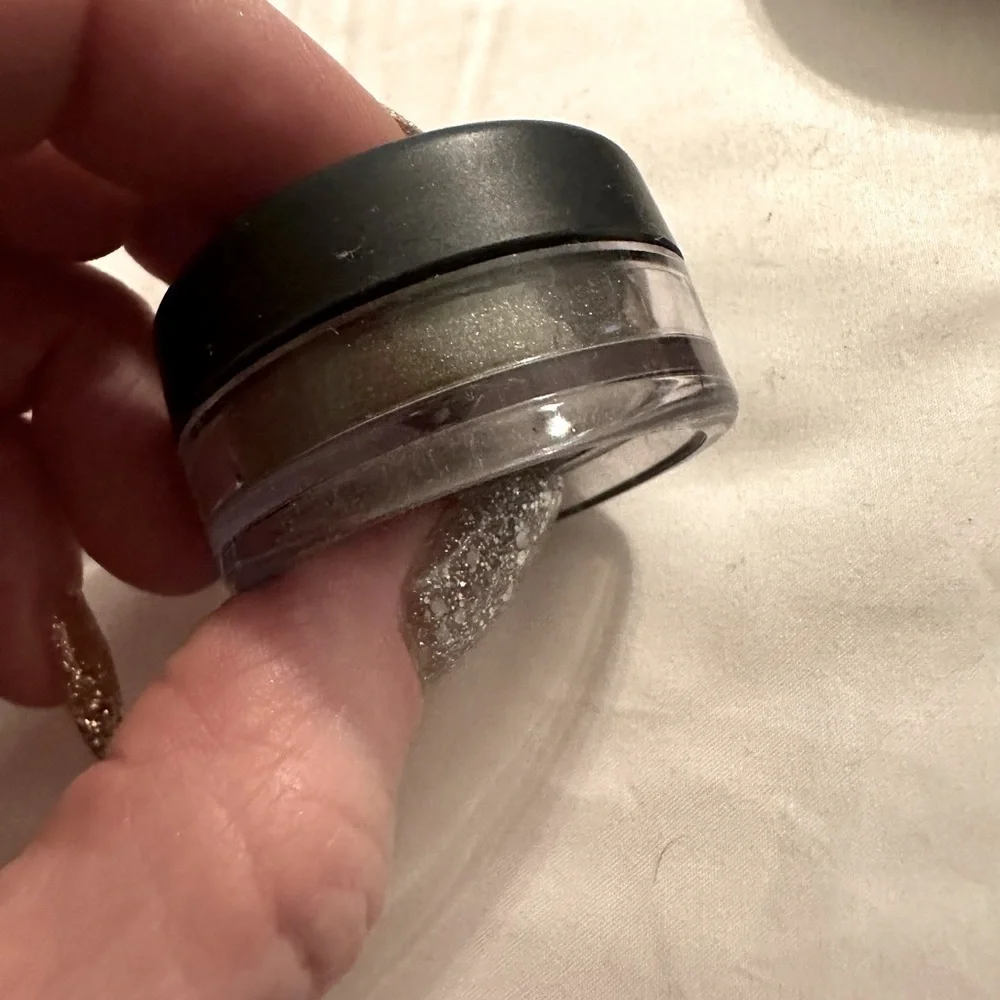 bareMinerals, WICKED loose mineral eyeshadow, DISCONT’D, .02 ounce NWOB